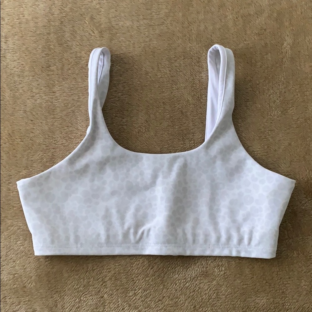 Alo Yoga Vapor Leopard Bra